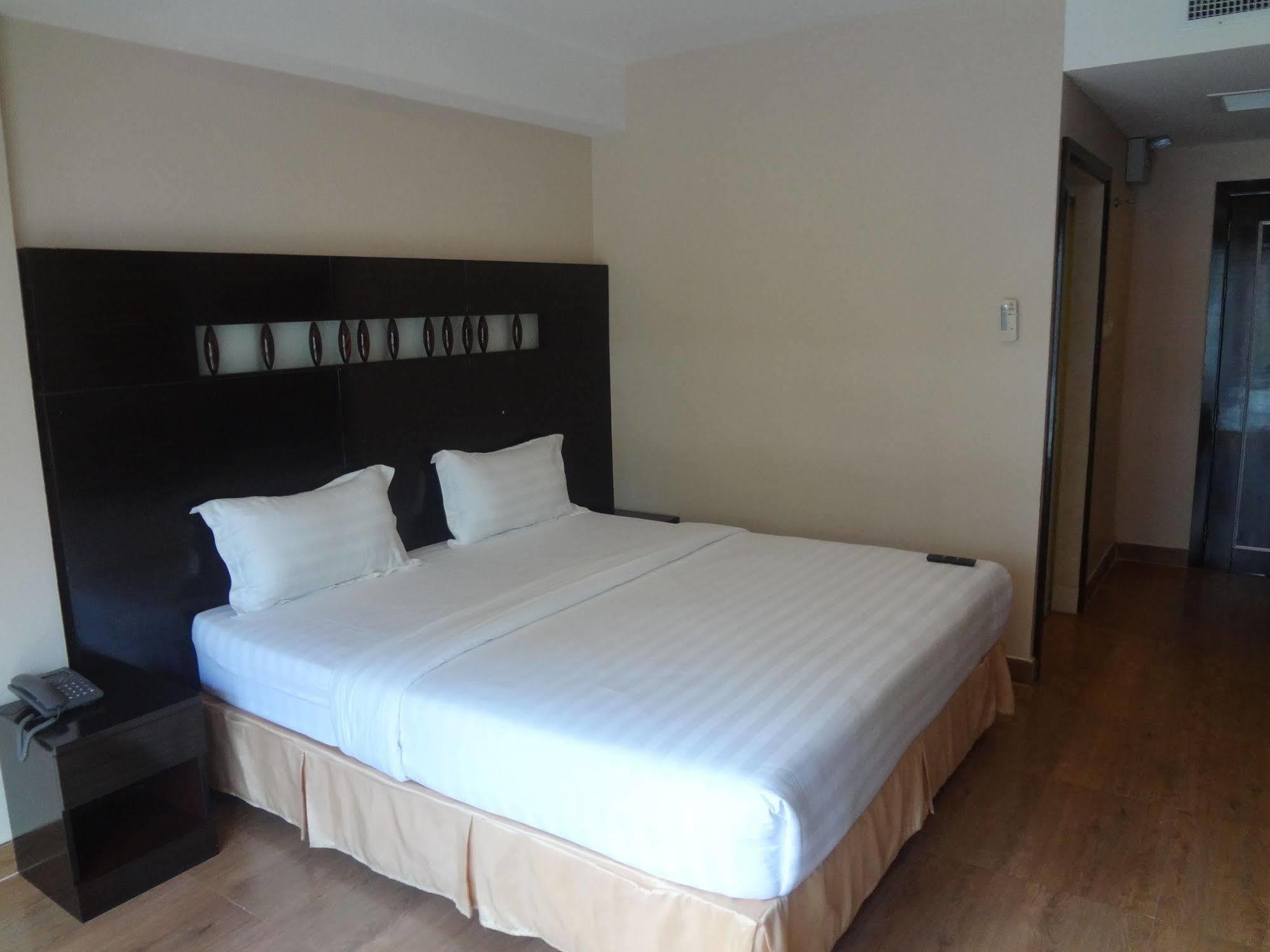 Land Royal Residence פאטאיה מראה חיצוני תמונה
